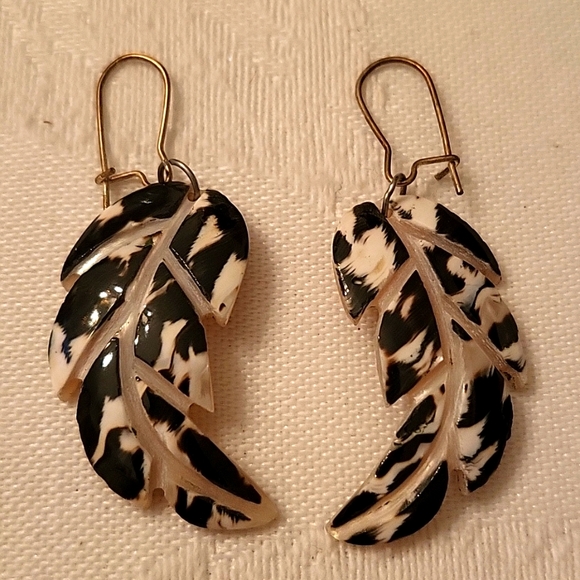 4-Piece Silver-tone & Shells Jewelry Set! Lucky Turtle Pendant 🐢 - Picture 4 of 10